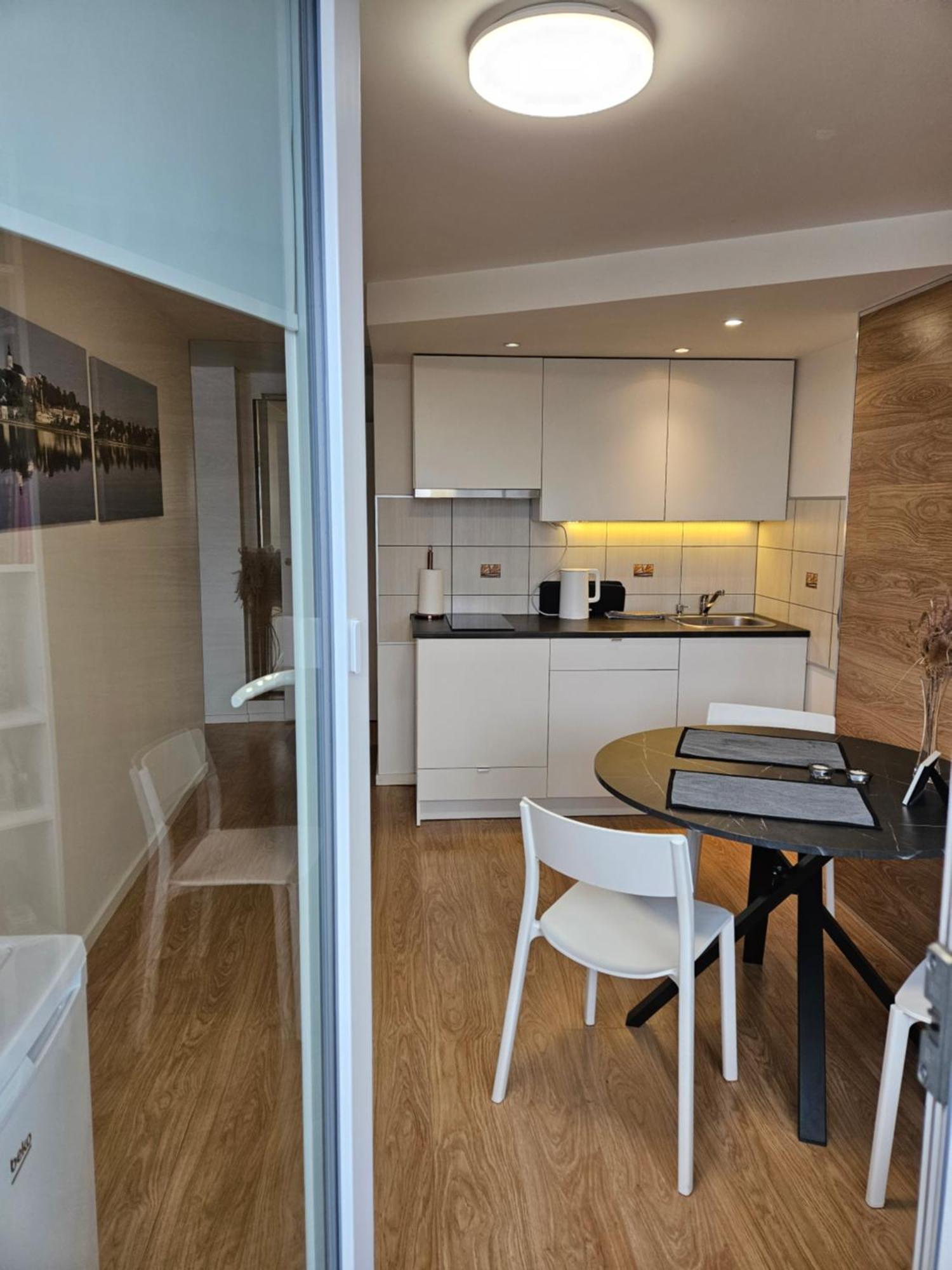 Buto Nuoma Zemaites Gatveje Apartment Telšiai Екстериор снимка